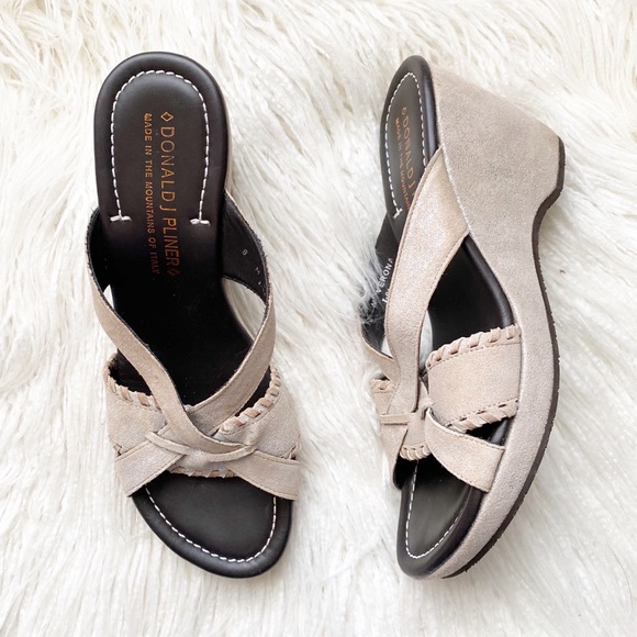donald pliner verona sandals